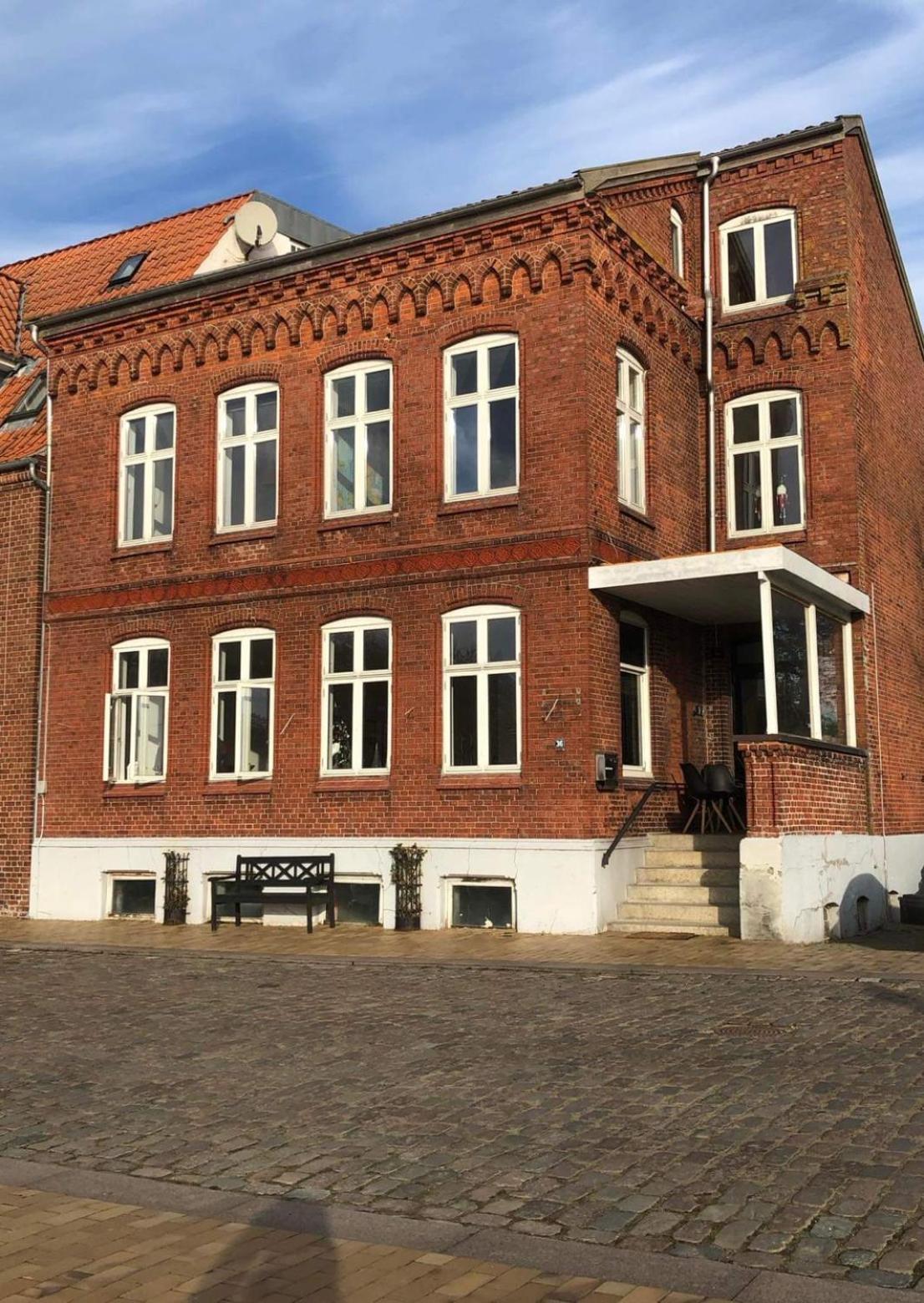 Appartamento Tonders Bedste Udsigt Et Vaerelse Stue Spisestue Kokken Badevaerelse Esterno foto